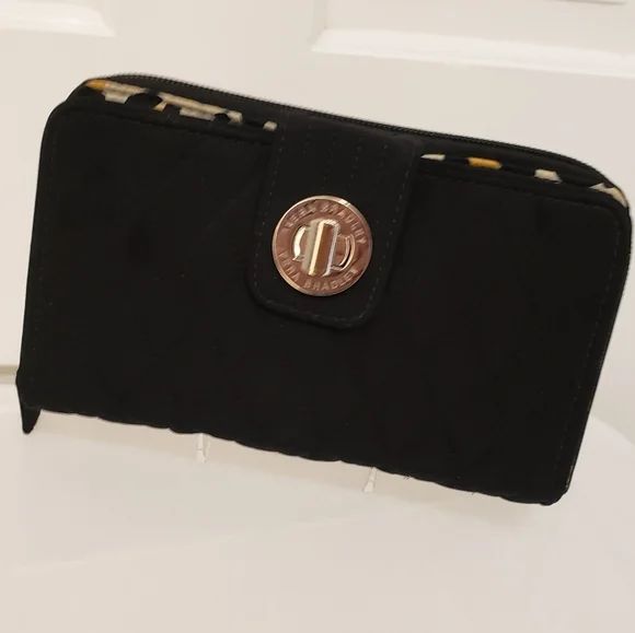 Vera Bradley Large Black Quilted Turnlock Close Wallet, Preppy, Versatile - Picture 12 of 12